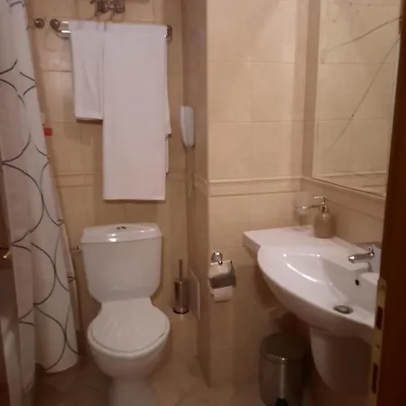 Hotel студио в 4 звезди, град